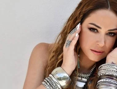 Καινούριος δίσκος με νέο λουκ στα μαλλιά για την άκρως ανανεωμένη Μελίνα Ασλανίδου! (φωτό)